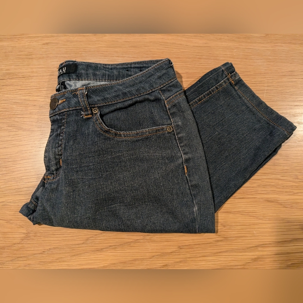 Beau Dawson Mid-Rise Boyfriend-fit Dark Wash Jeans in 8P